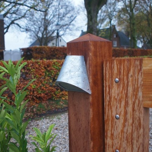 Downlighter wandlamp voor aan de buitenmuur, geeft mooi strijklicht, ideaal als wandverlichting - gevelverlichting aan de buitenmuur