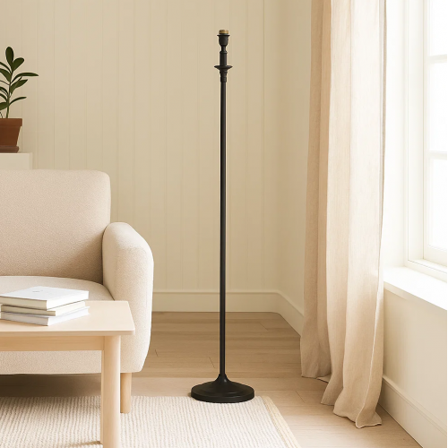 messing lamp in de kleur antiek zwart met een E27 fitting