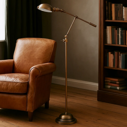 staande verstelbare design lamp met tuimelschakelaar in antiek messing kleur