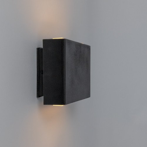 messing lamp in de kleur antiek zwart met een E27 fitting