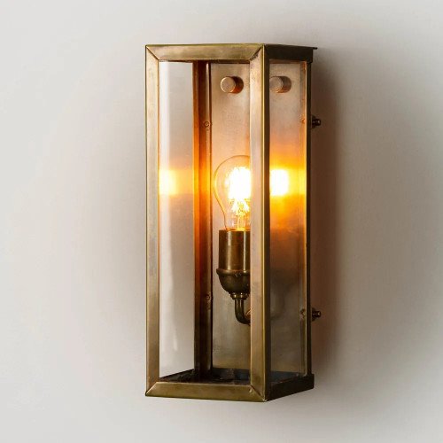 messing lamp in de kleur antiek messing met een E27 fitting