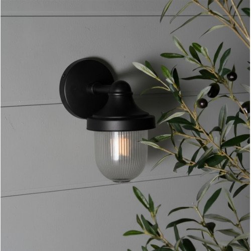 Zwarte messing wandlamp Abby van KS Verlichting