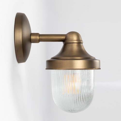 buitenverlichting, scheepslampen, stallampen, boerderijlampen, brons, messing, klassiek, abby, wandlamp