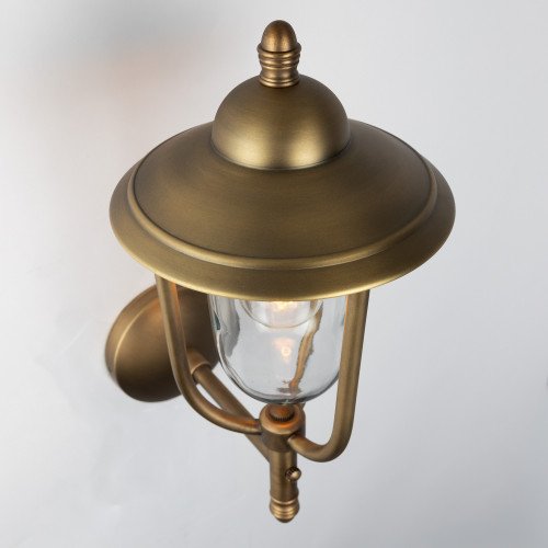 messing lamp in de kleur antiek Messing met een E27 fitting