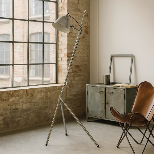 Vloerlamp Nostaluce Delta antiek zilver