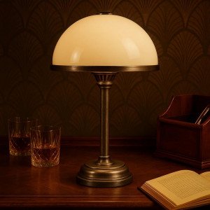 messing lamp in de kleur antiek zilver met een E27 fitting