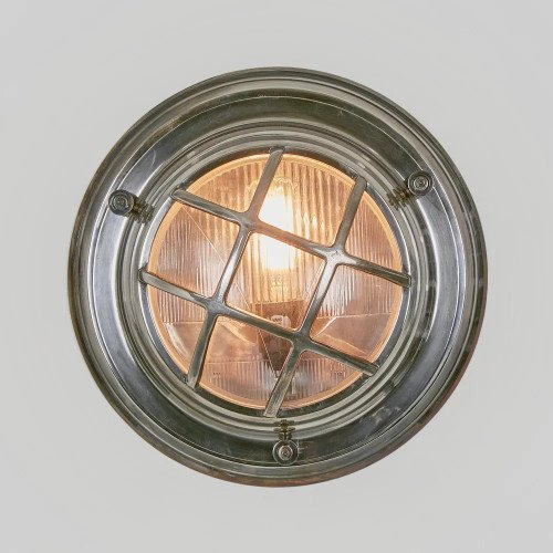 messing lamp in de kleur antiek zilver met een E27 fitting