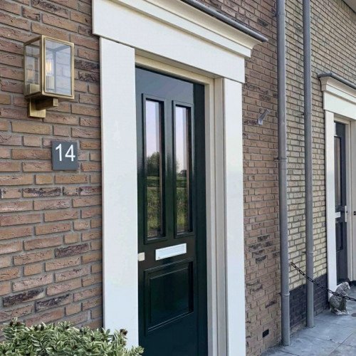 Moderne messing buitenlamp met heldere beglazing verlichting voor aan de wand buiten