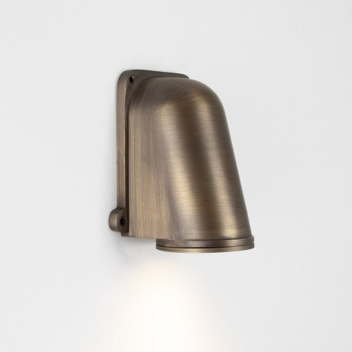 bronzen buitenlamp voor aan de wand met ronde vormen en modern design