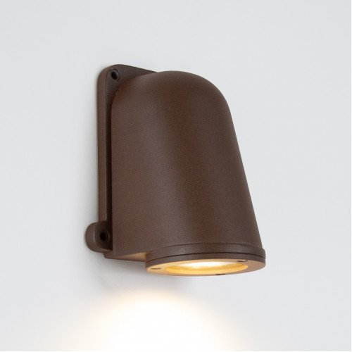 cortenstaal buitenlamp voor aan de wand met ronde vormen en modern design