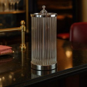 messing lamp in de kleur antiek nikkel met een E14 fitting