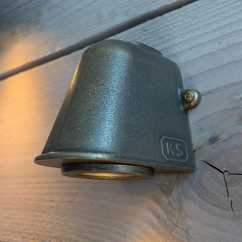 Buitenverlichting, wandspot Offshore, bronzen buitenlamp, downlighter, slijtvast en onderhoudsvrije buitenverlichting, Nostalux.nl