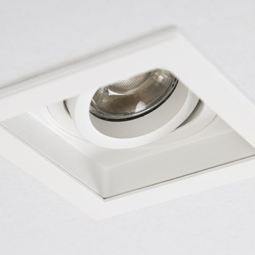 Inbouwspot Axl set van 10 stuks met vierkant frame en ronde richtbare spot in de kleur wit