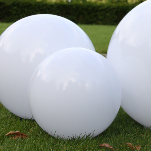 kunststof bollen tuinverlichting - witte tuinbol inclusief grondspie - Nostalux