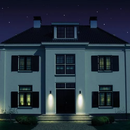 Wandspot Kevin down, een bijzonder mooie aluminium downlighter wandspot met een stijlvolle zwarte finish, hoogwaardige kwaliteit buitenverlichting van KS Verlichting