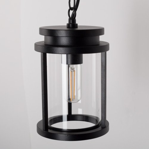 hanglamp voor buiten aan ketting zwart frame, ronde lantaarnkap, inclusief plafondplaat, strak klassiek moderne vormgeving