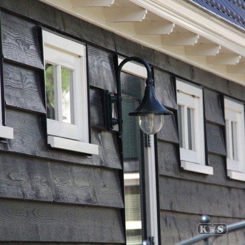Rimini muurlamp met klassieke kap en sierlijke wandarm