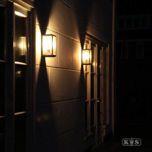 Buitenlamp 't Gooi large met dag en nacht sensor led lamp - KS Verlichting - Semi Klassiek Landelijke strakke buitenlamp met glas in de kleur zwart