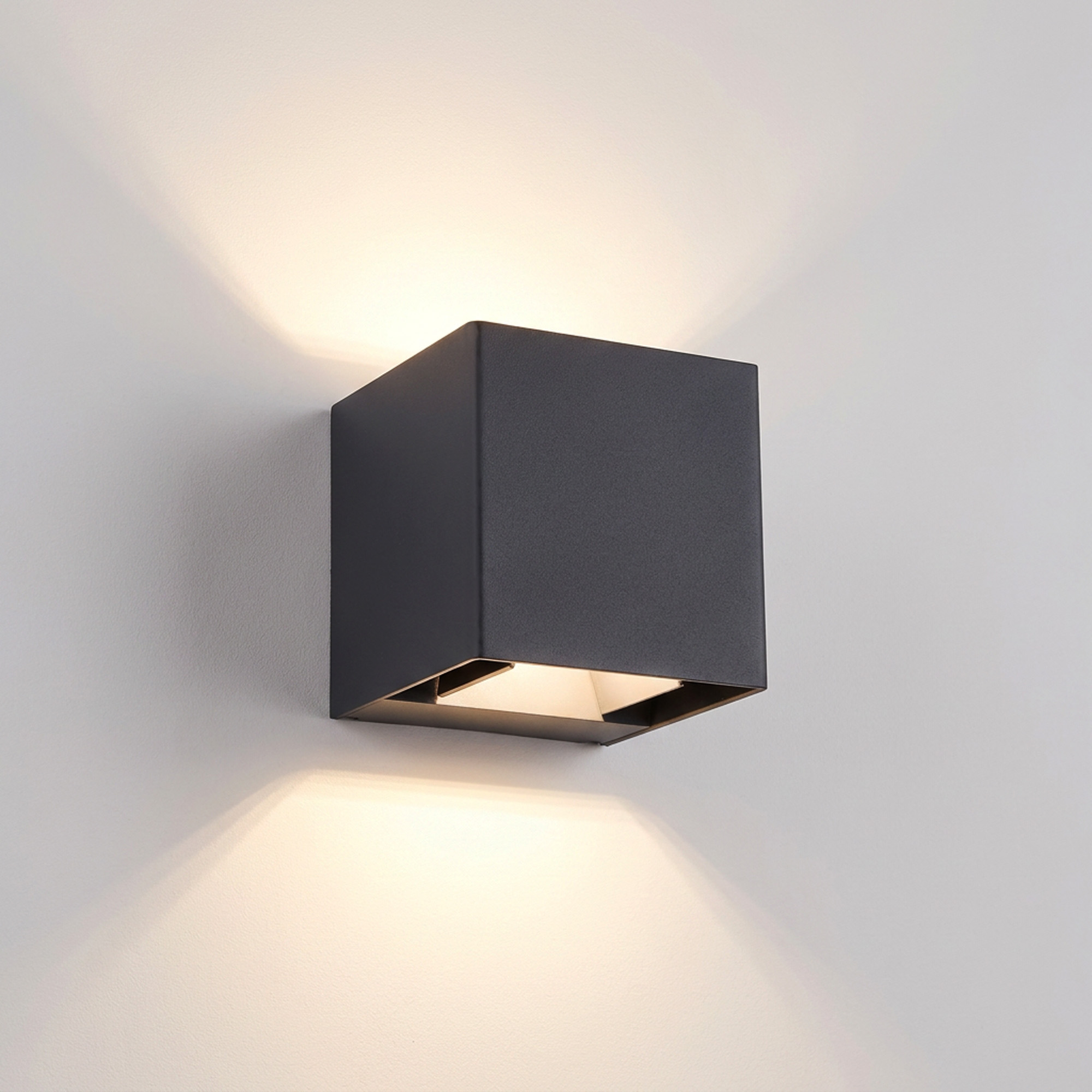 Brian Up en Down Muurlamp Zwart