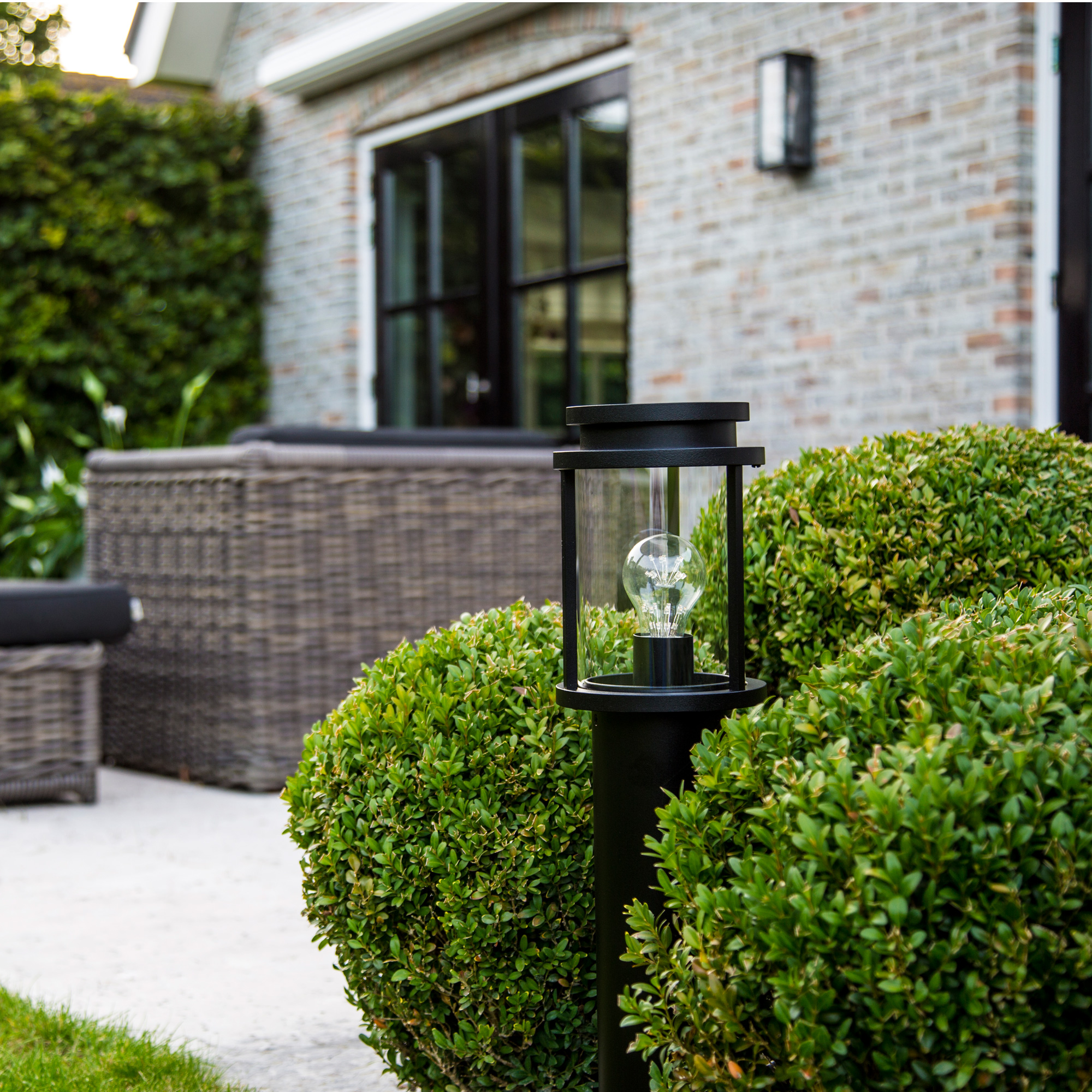 Buitenlamp Staand Zwart Sydney Terras met Smart WI...