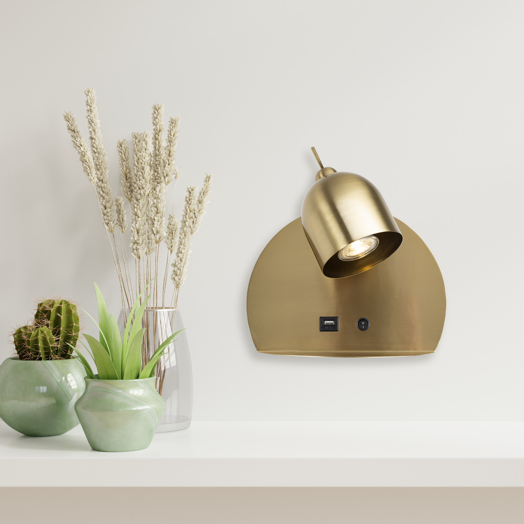 Essence wandlamp USB goud